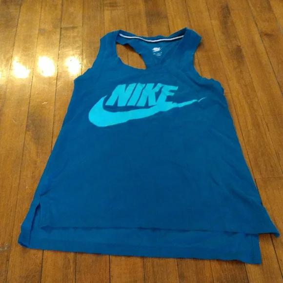 Size xs blue Nikes workout athletic top - Picture 11 of 16